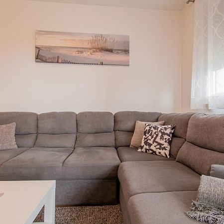 Flexible Selfcheckins 42 - Zagreb - Luxury - Garage Parking - Loggia - Brand New Daire Dış mekan fotoğraf