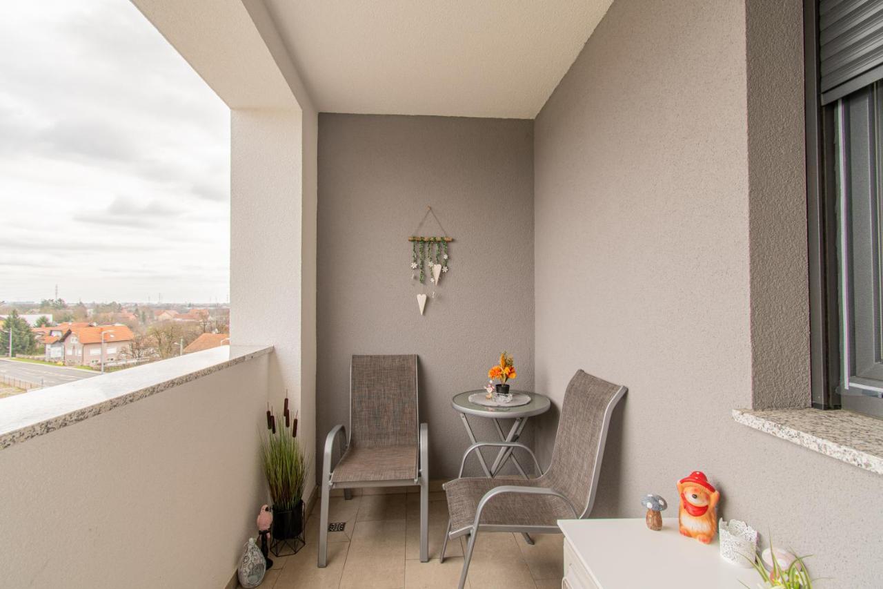 Flexible Selfcheckins 42 - Zagreb - Luxury - Garage Parking - Loggia - Brand New Daire Dış mekan fotoğraf