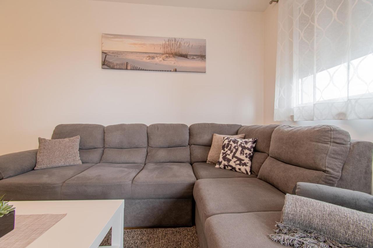 Flexible Selfcheckins 42 - Zagreb - Luxury - Garage Parking - Loggia - Brand New Daire Dış mekan fotoğraf